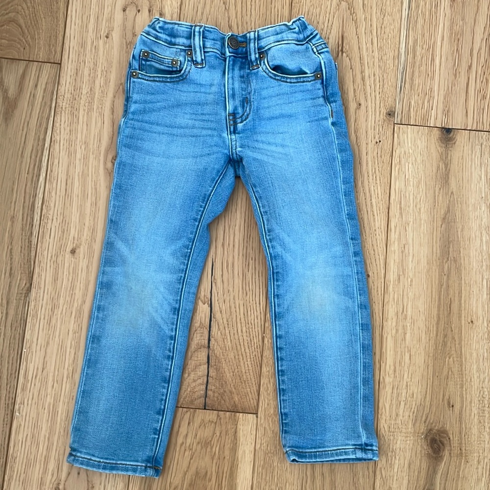 Gently worn Crew Cuts Boys Jeans size 4 slim with adjustable waist.